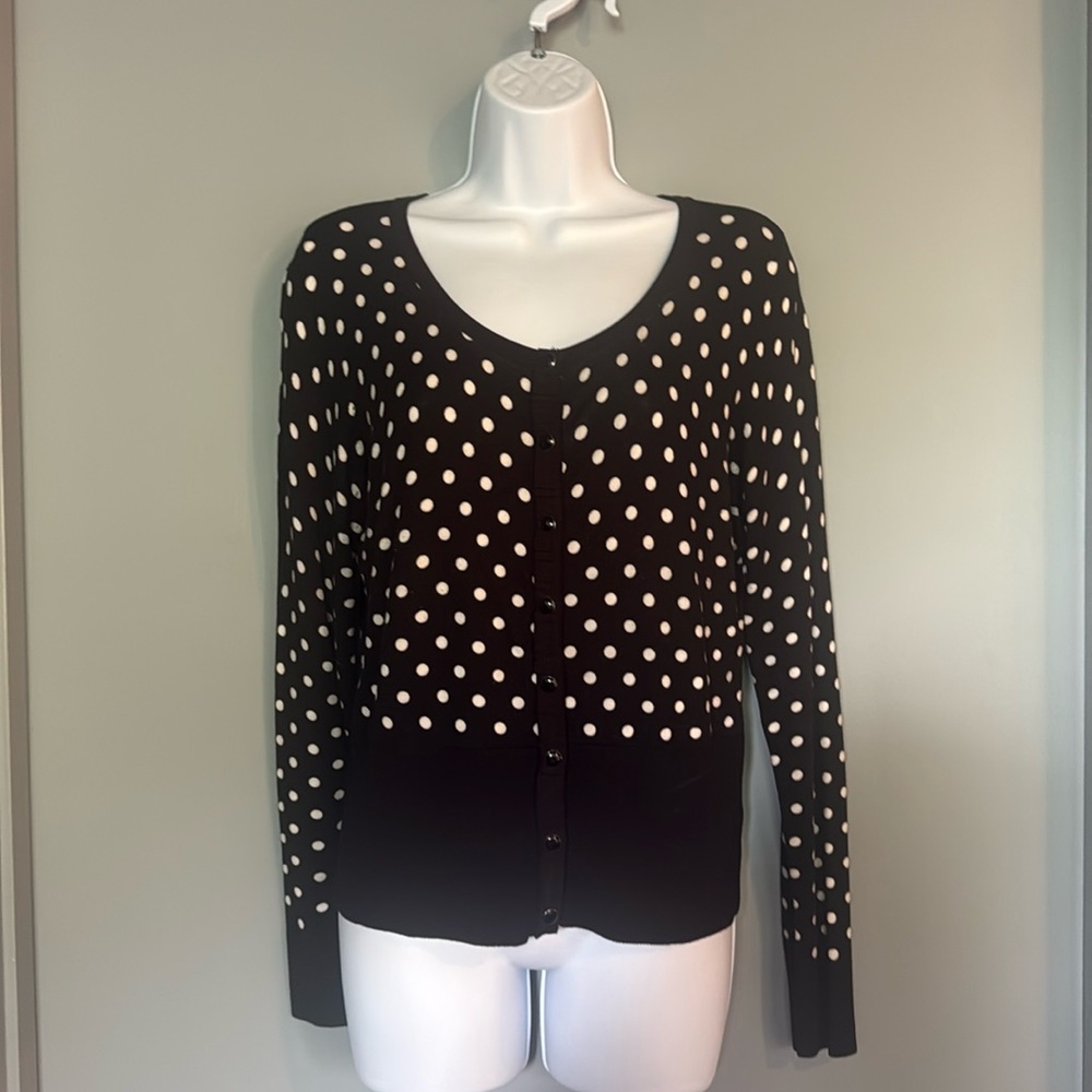 White House Black Market M Vintage Polka Dot Cardigan Sweater w/Snaps Great Con.